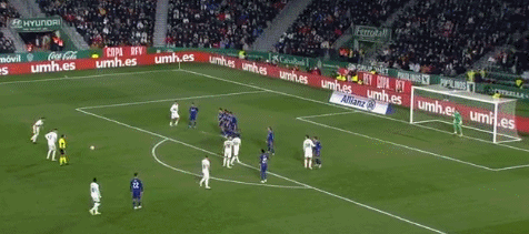 亚特兰大4-0十人热那亚晋级意杯8强，吉姆西蒂、德容恩破门