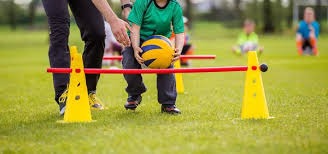 澳超半场：布鲁克闪击破门，奥克兰FC暂1-0惠灵顿凤凰