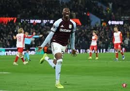 中超-莱昂纳多传射建功 上海海港战胜深圳新鹏城